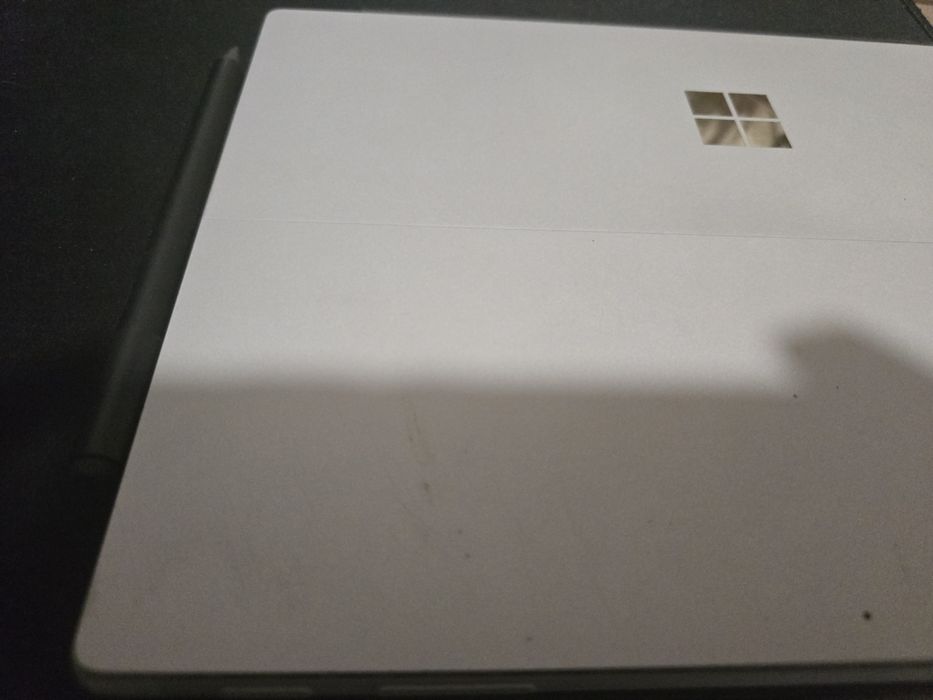 Surface Pro 7 i5 8gb RAM 128GB