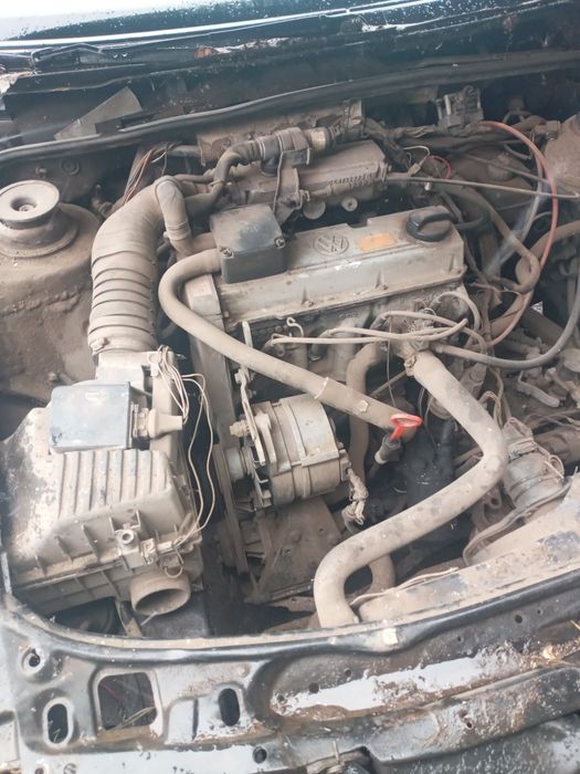 Продам мотор 1.8 бензин підходить на гольф2 пасат 2 пасат 3 авуді80