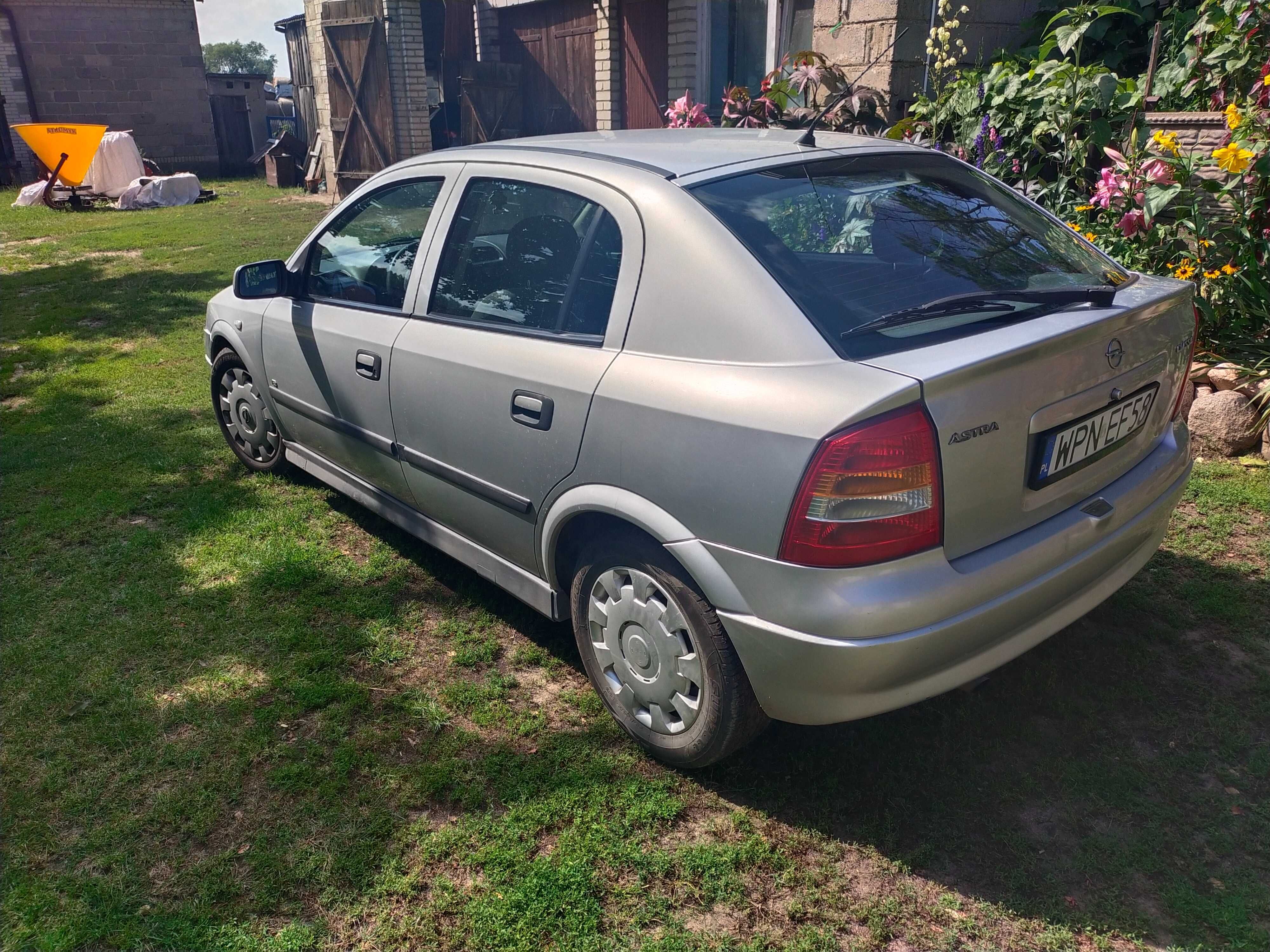 Opel Astra II 1,6