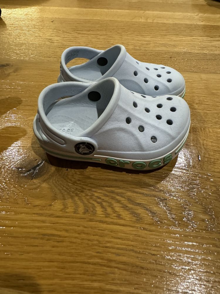 CROCS dzieciece rozmiar 6 (23-24)