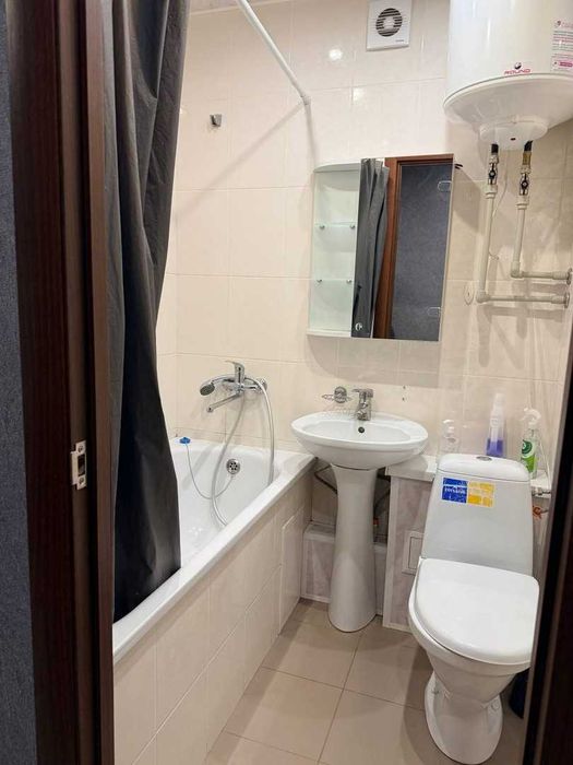 Сдам 1 ком. кв. метро Студенческая, Гв.Широнинцев 47А