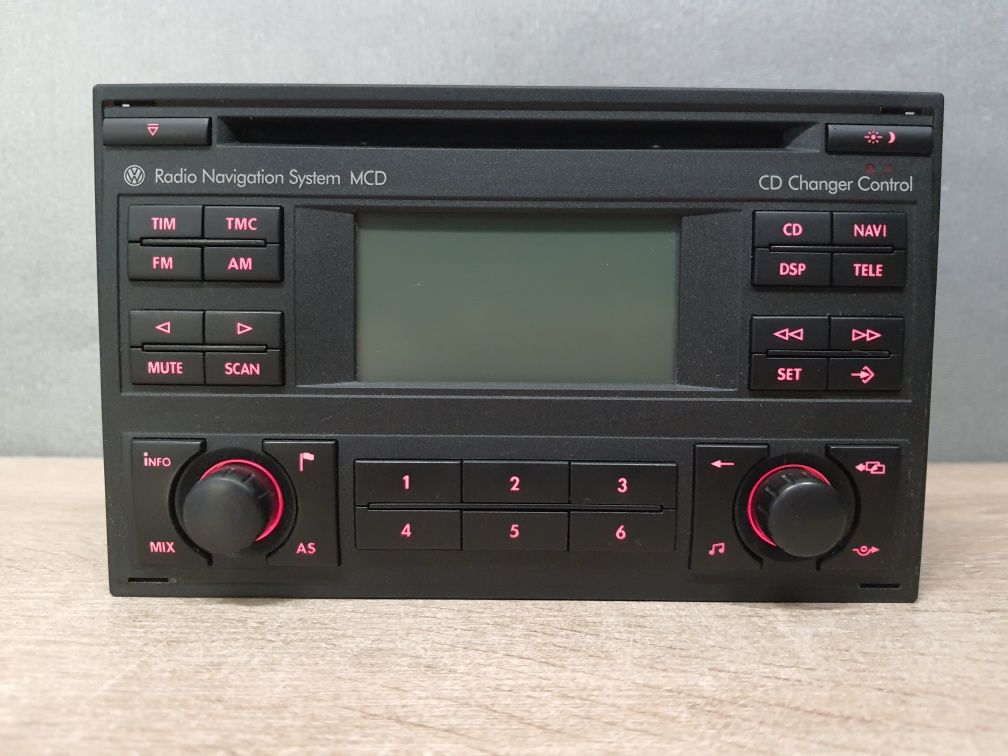 Radio samochodowe VW Volkswagen MCD Navi + kod Passat B5 Golf 4, T5