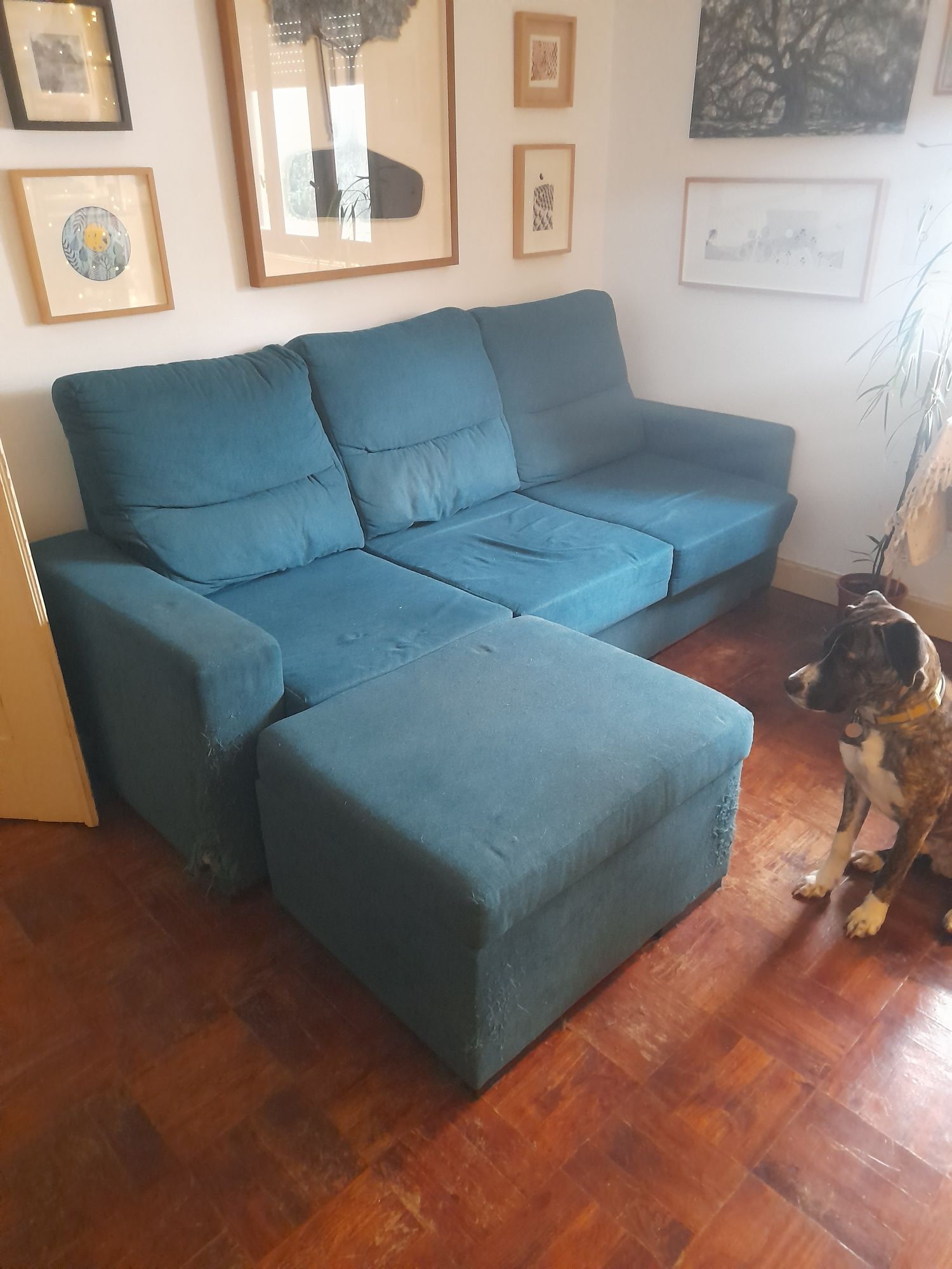 Vendo sofá-cama com parte de chez-longue