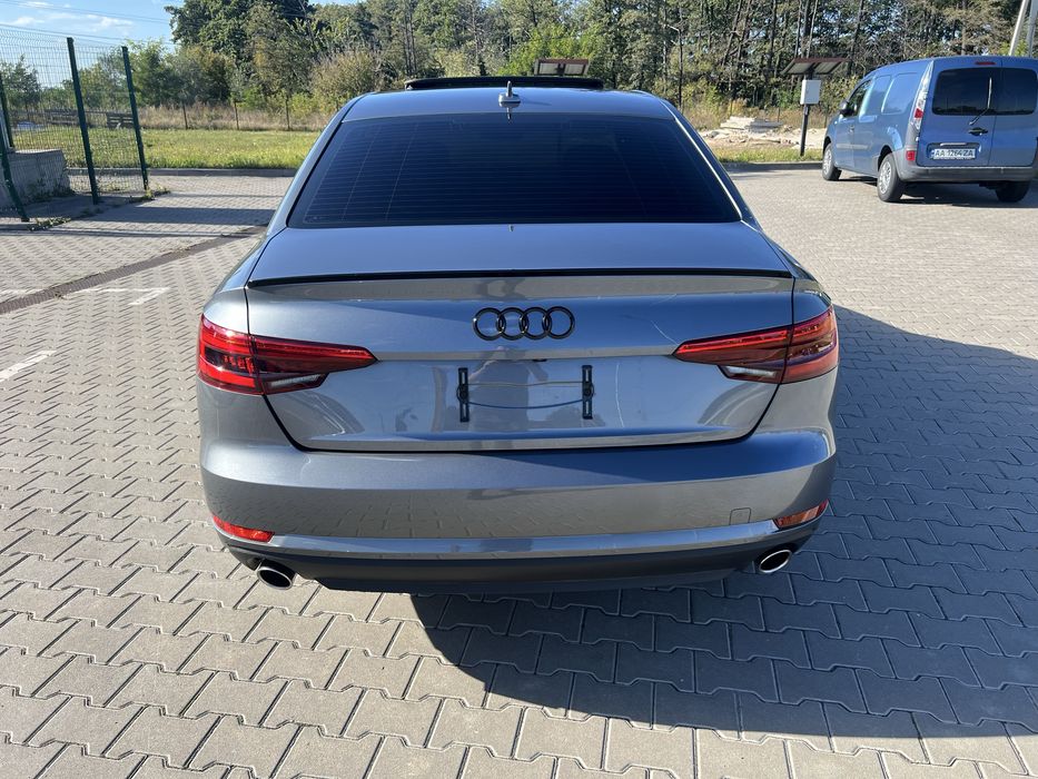 Продам audi a4b9 quattro