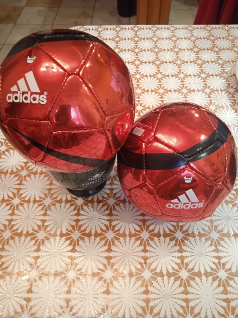 Колекційні  м'ячи  від Соса Соla і Adidas  ( 2006рік- 18 кубок світу.