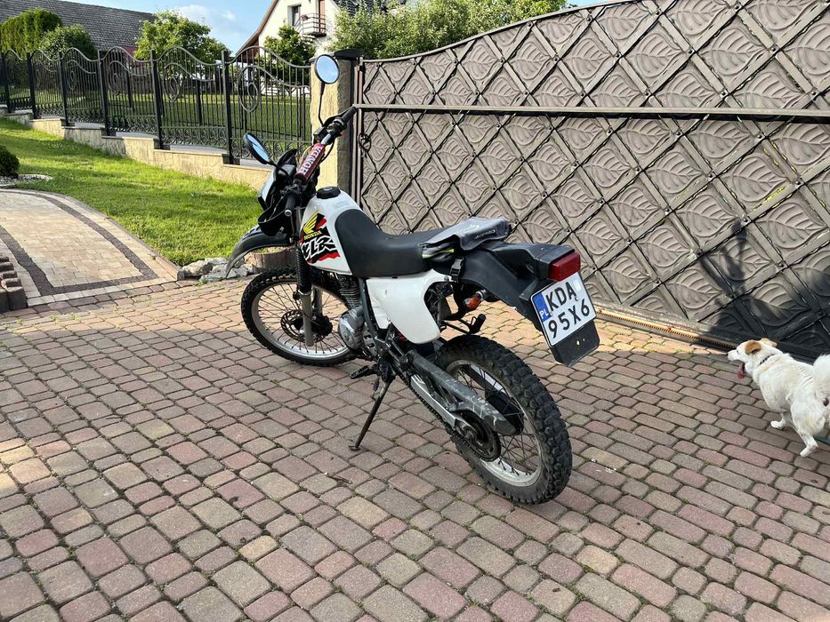 Motocykl Honda XLR