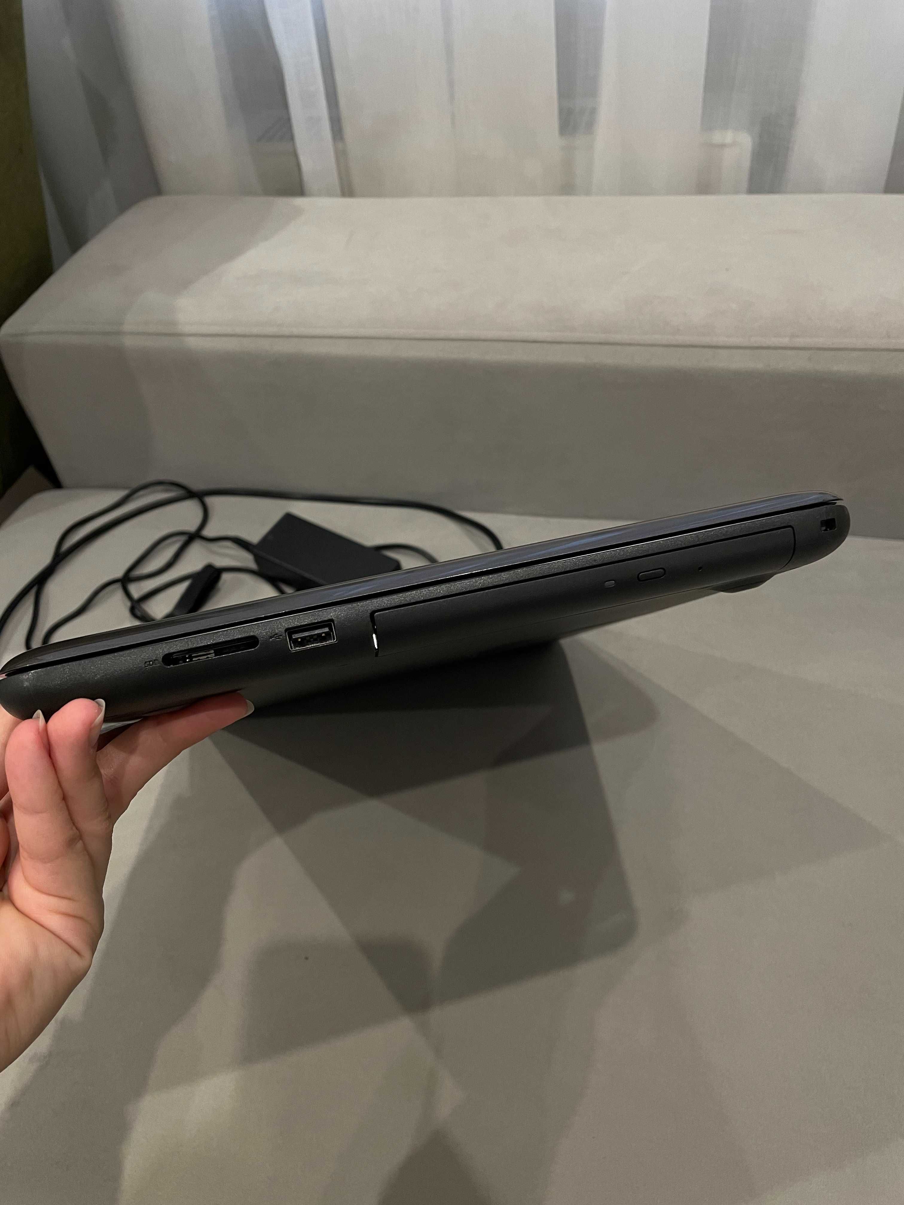 Ноутбук Dell Inspiron 5567 (15.6"/i7-7500U/2.7-2.9GHz/RAM-8GB/64-bit)