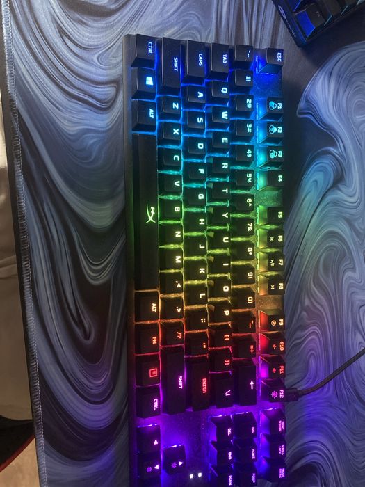 Teclado hyperx Alloy origins core