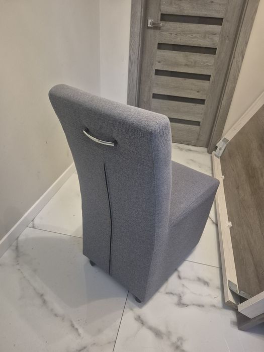 6 krzeseł do jadalni!