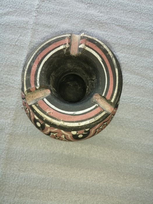 Prato e cinzeiro de barro marroquino