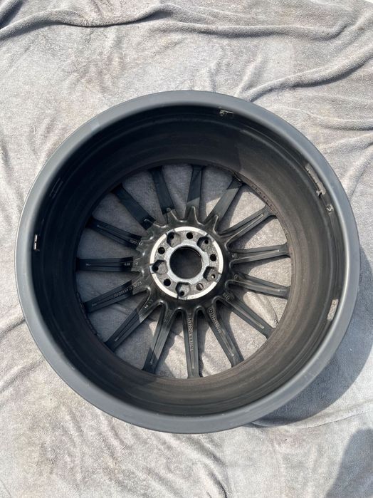 Felga 20" Mercedes AMG GT OE  9,5J x 20H2 N ET 25,5 - jak nowa