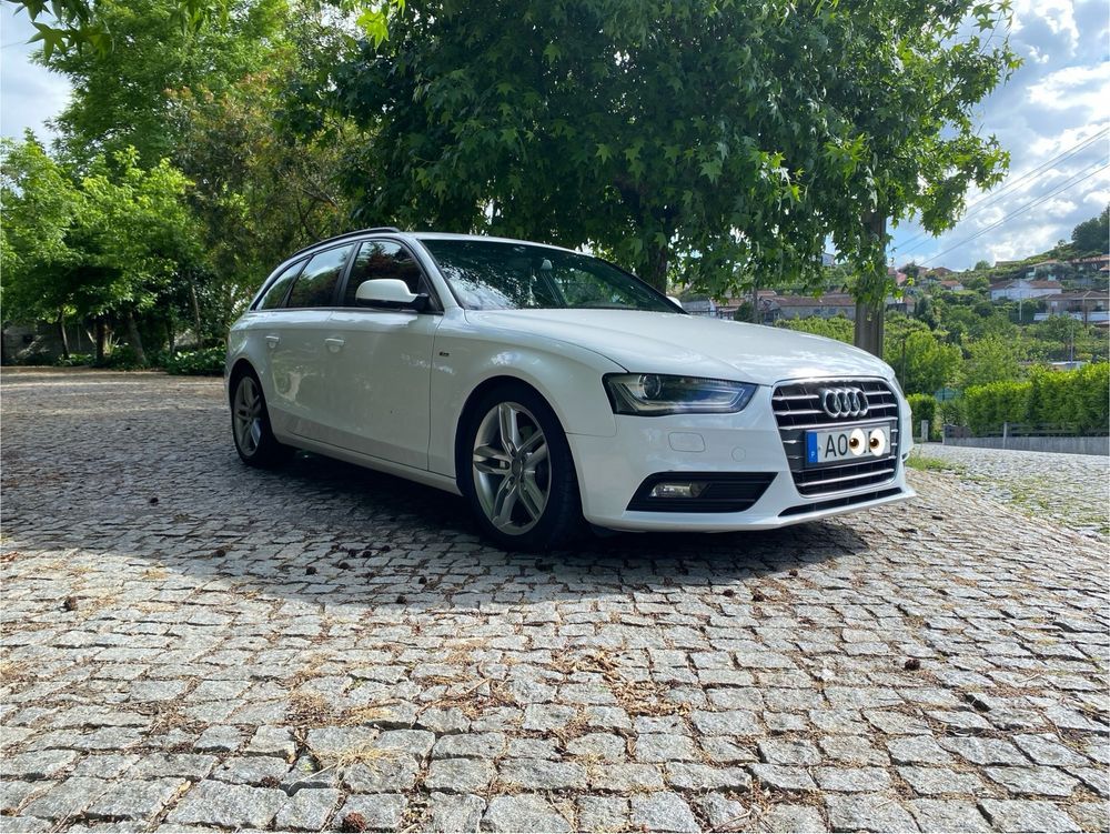 Audi A4 2.0 TDI SLINE