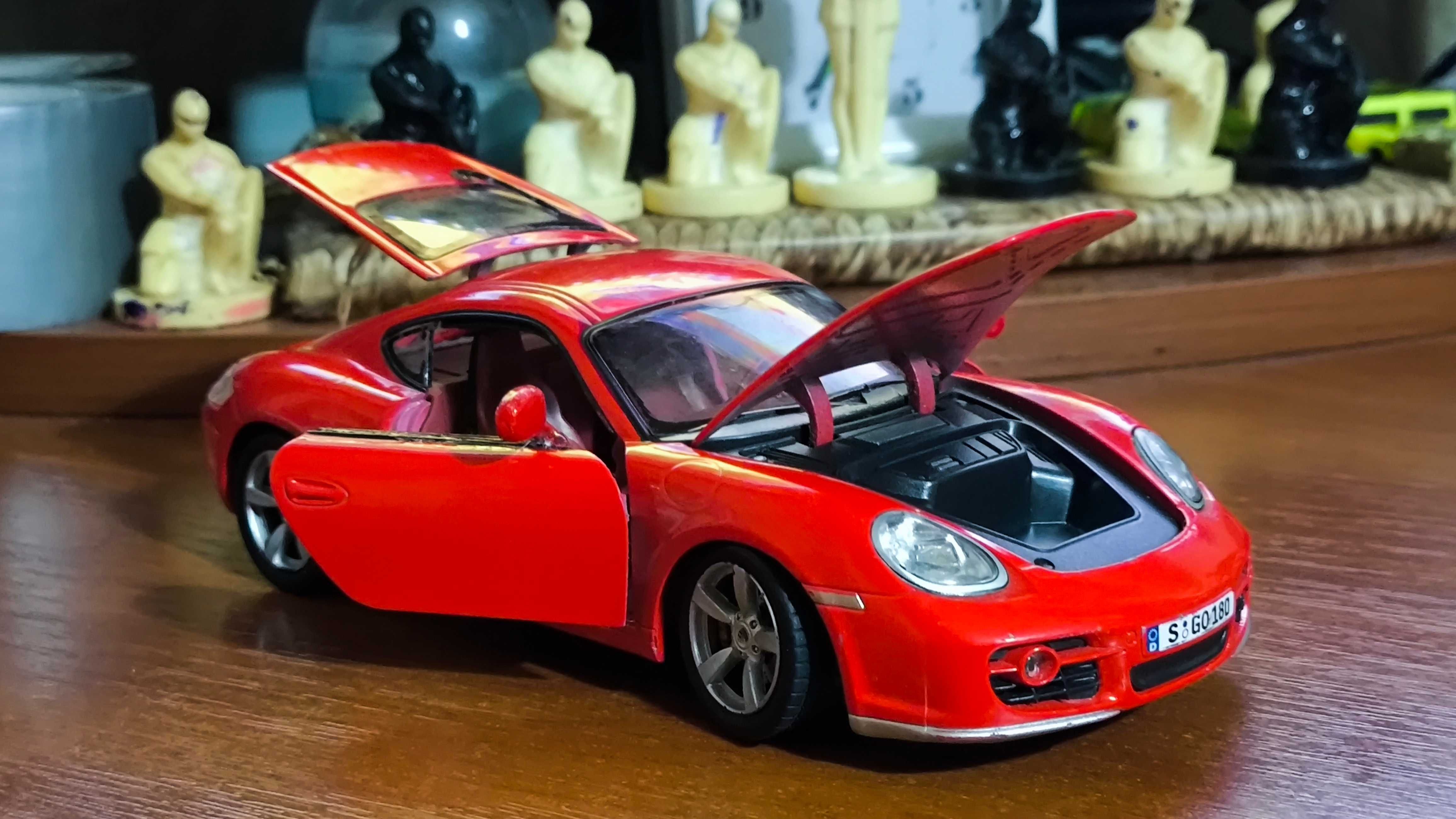 Машинка Porsche Cayman S 1/24 Hongwell