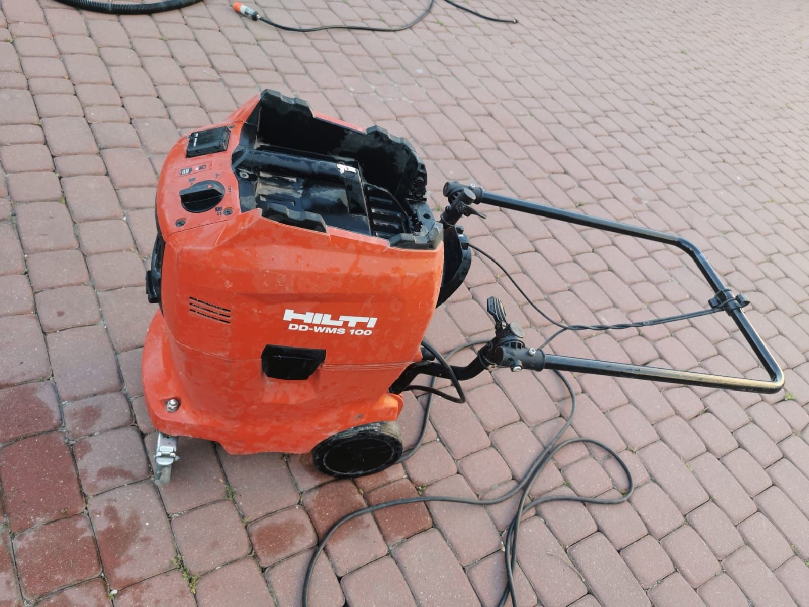 Stacja zasilania woda HILTI DD-WMS 100