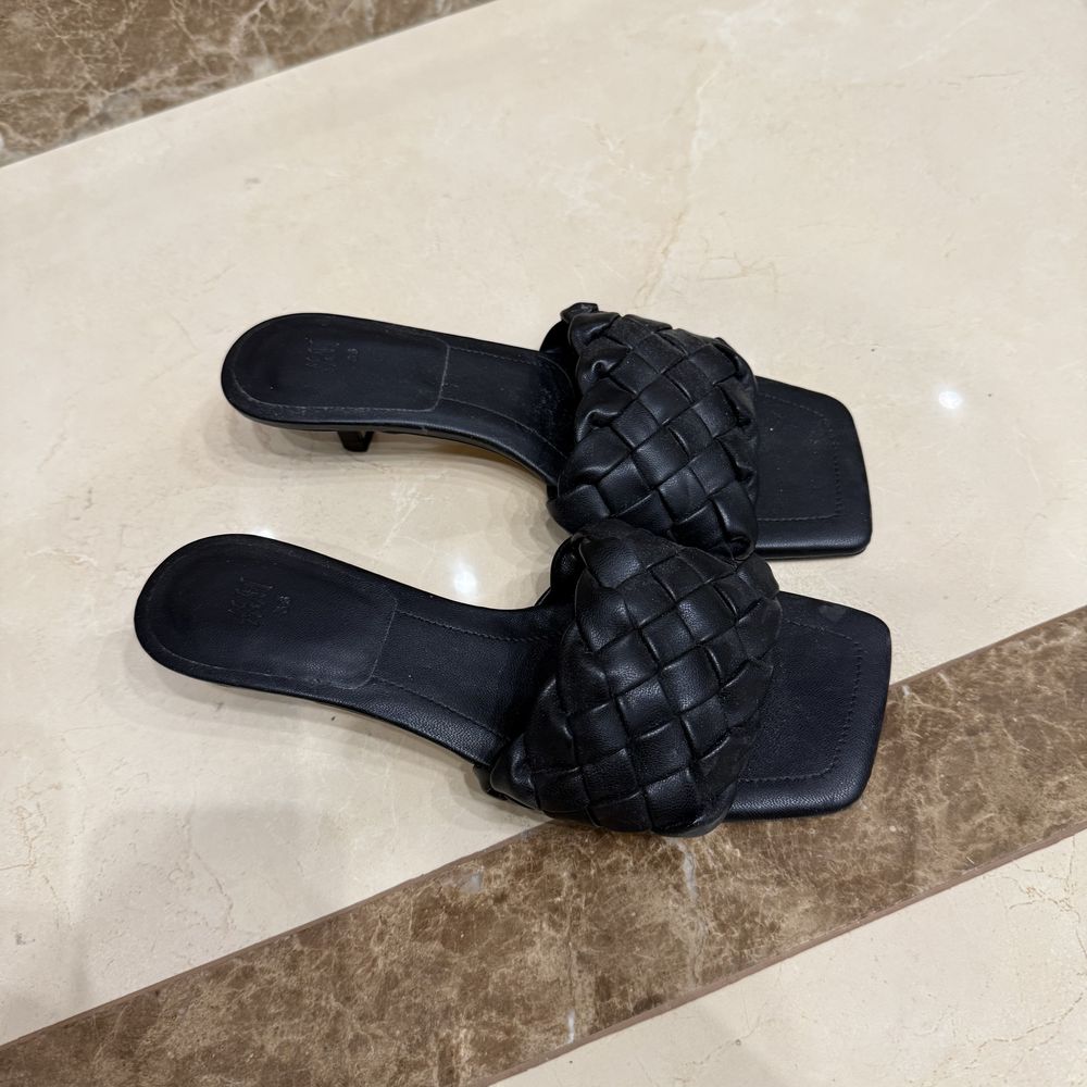 Мюлі босоніжки H&M чорні