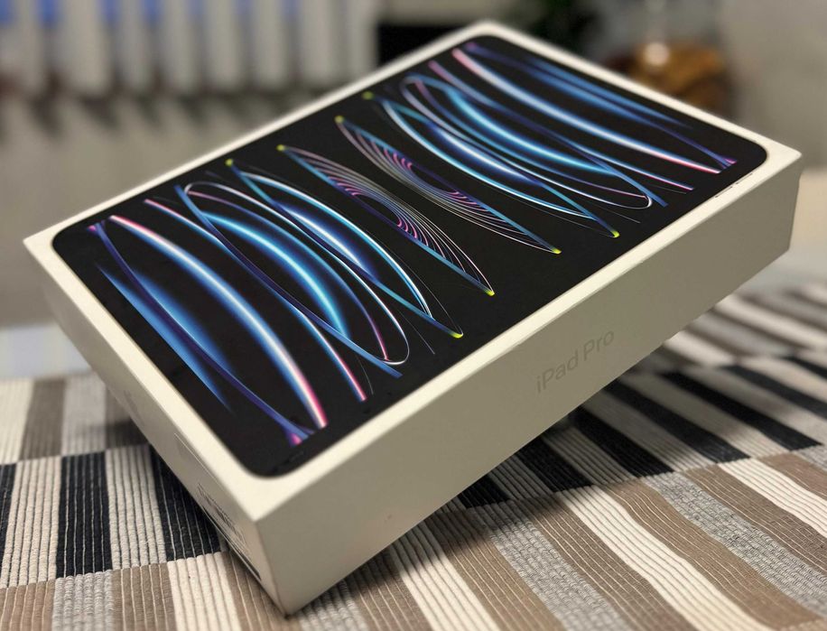 Ipad Pro 11 M2 Wi-Fi 2TB (NOVO com GARANTIA e FATURA a comprovar)