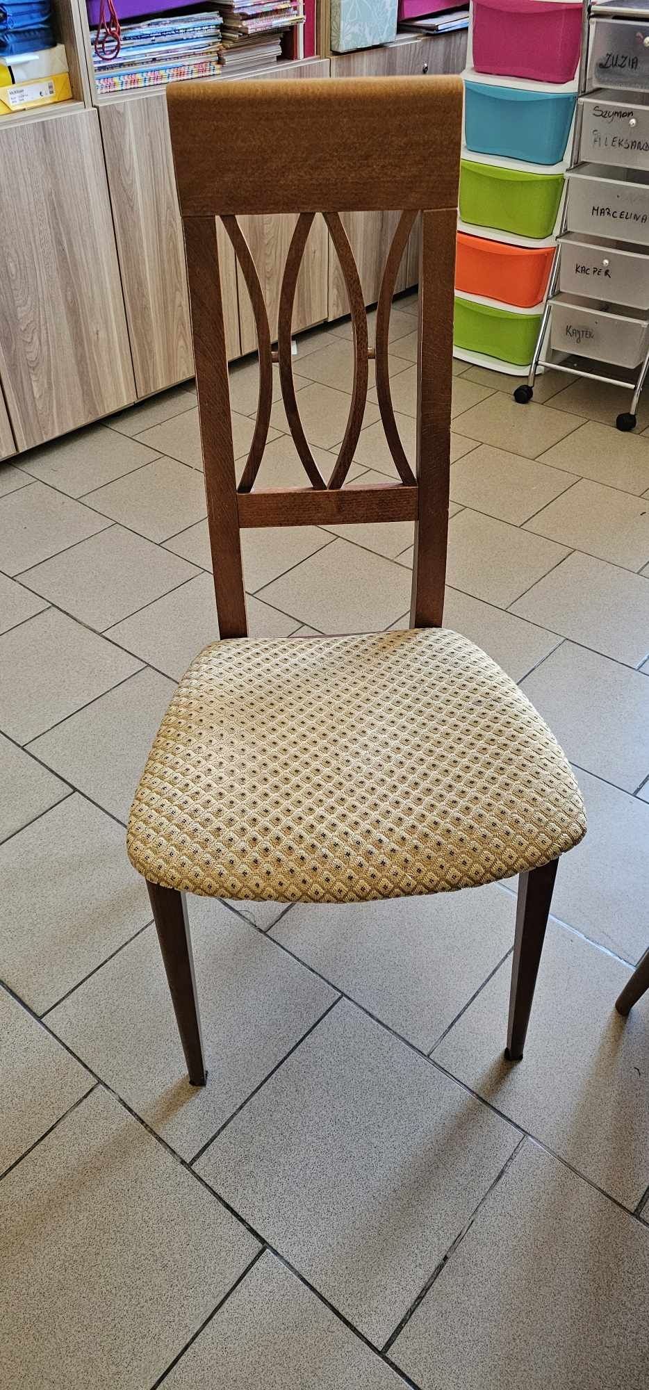 Stół z 8 krzesłami