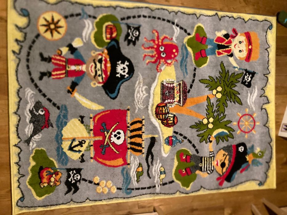 Sprzedam dywan dziecięcy