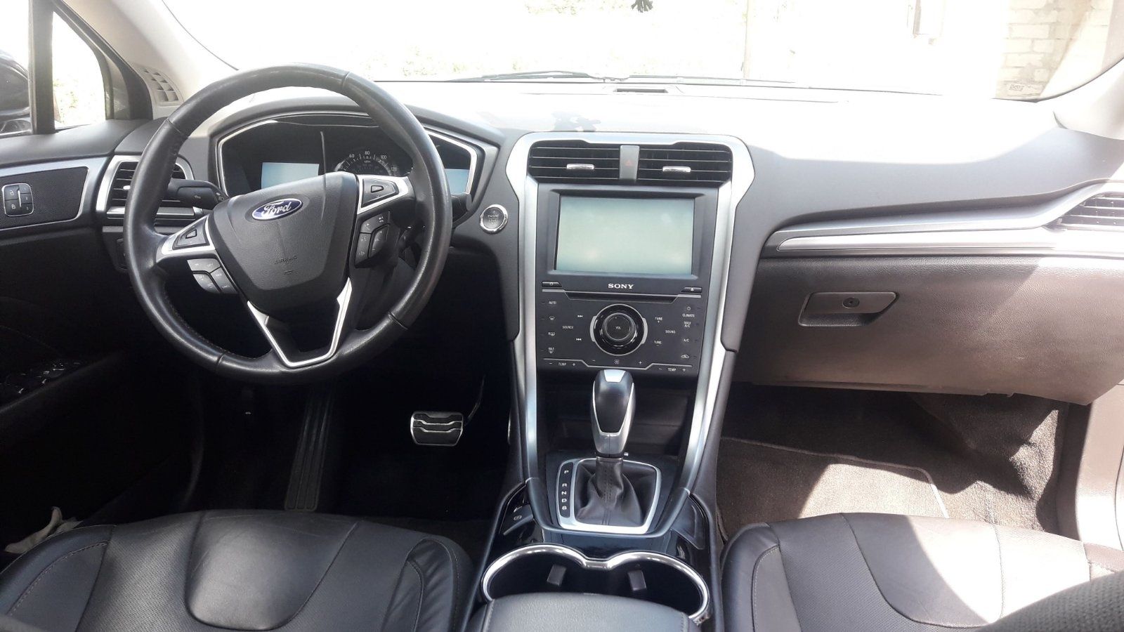 Продам  Ford Fusion titanium