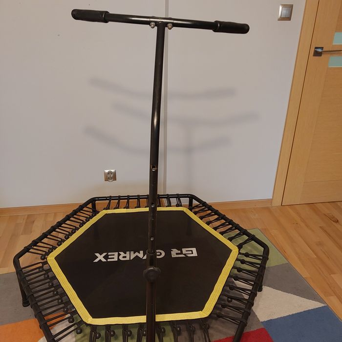 Trampolina domowq z uchwytem