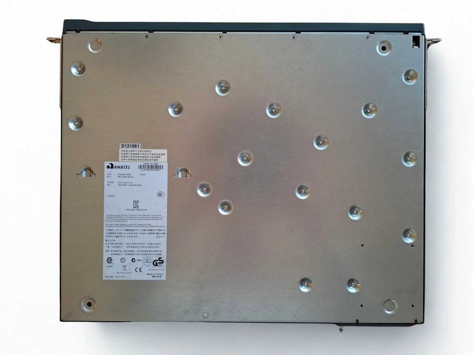 Cisco WS-C2960S-48LPD-L | 48x GbE com PoE+ 370W e 2x SFP+ 10Gb