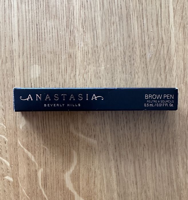 Anastasia Beverly Hills Brown Pen ( Medium Brown)