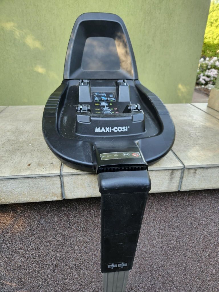 Maxi cosi pebble pro z bazą