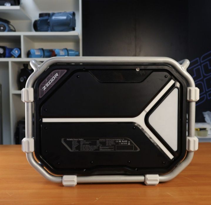 Зарядна станція ZEGOR YC 2400 / 2400 Вт (пікова потужність 4800Вт) / 2