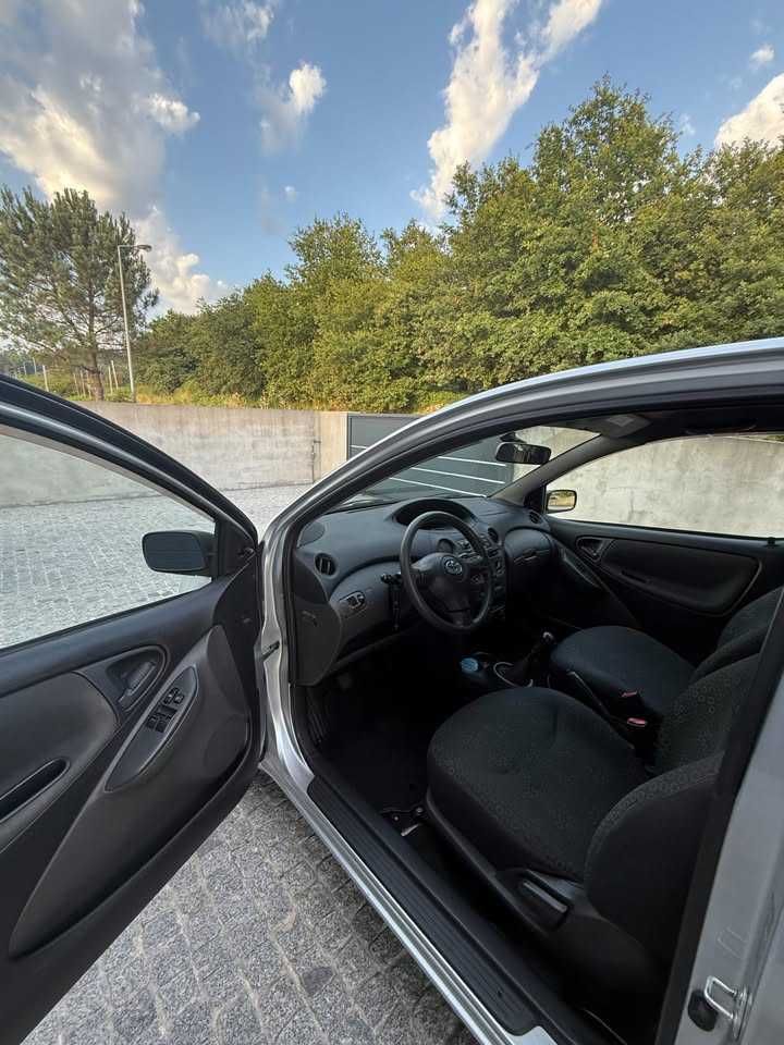 Toyota Yaris 1.4 D-4D 75cv Diesel