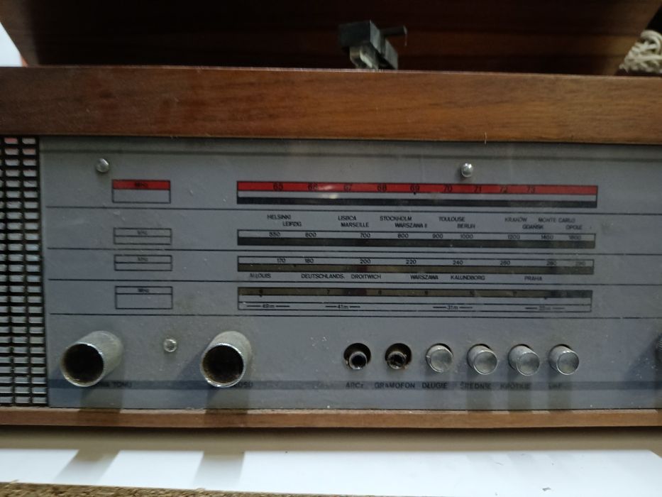 UNITRA Sudety radio z gramofonem