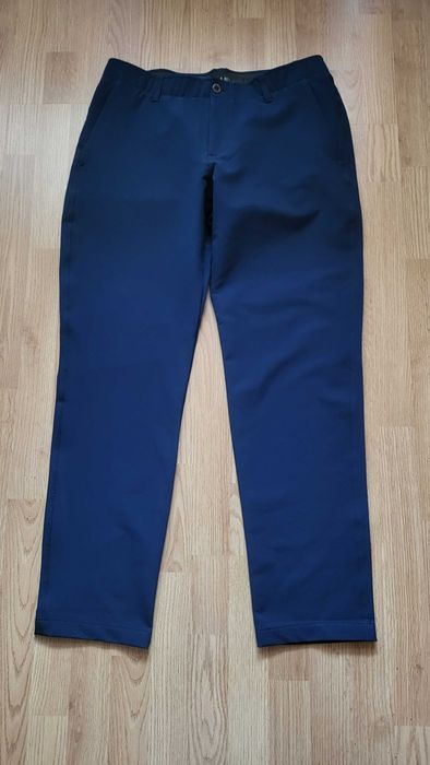 Spodnie Under Armour do gry w golfa