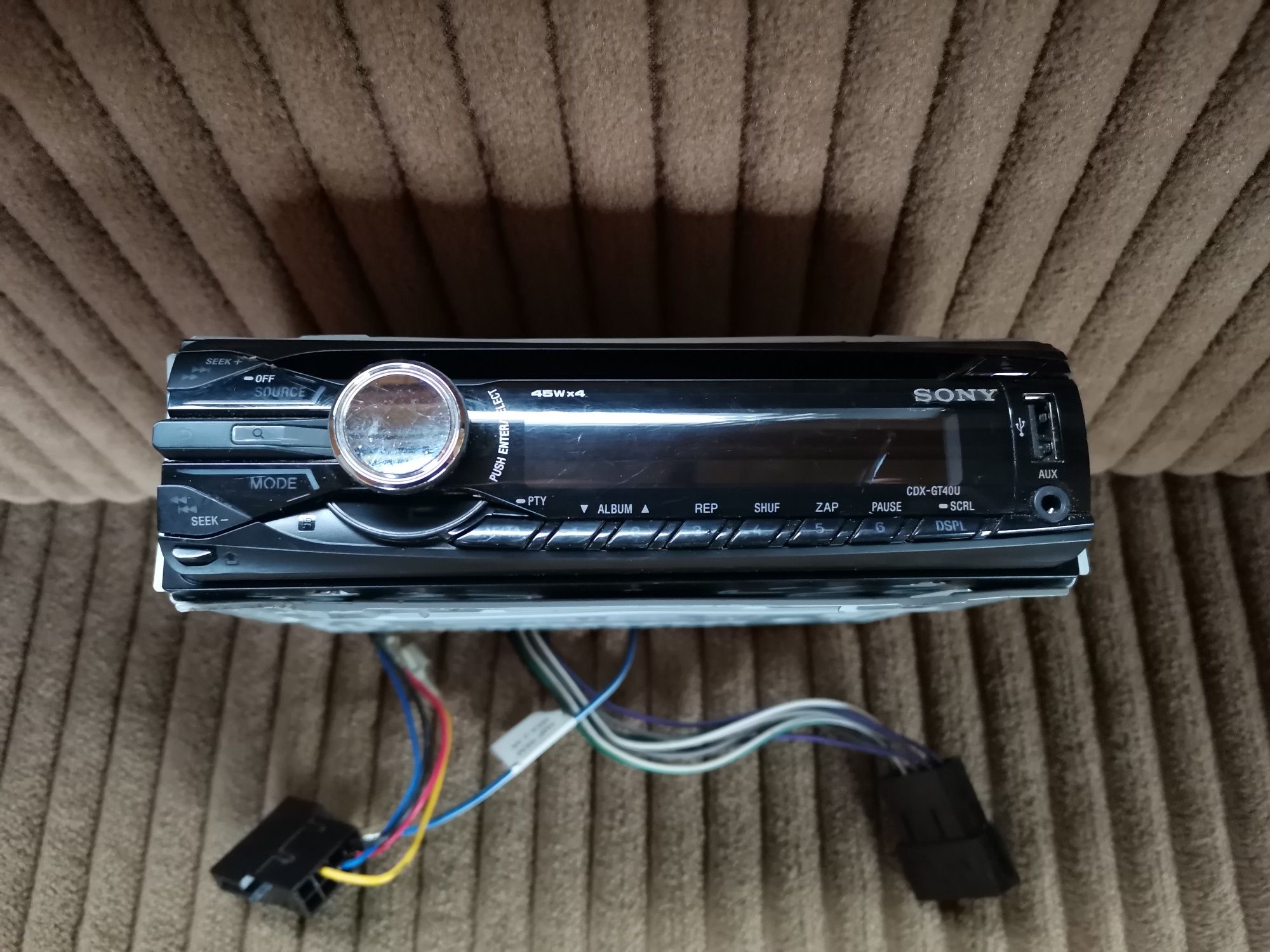 Radio Sony CDX-GT40 U