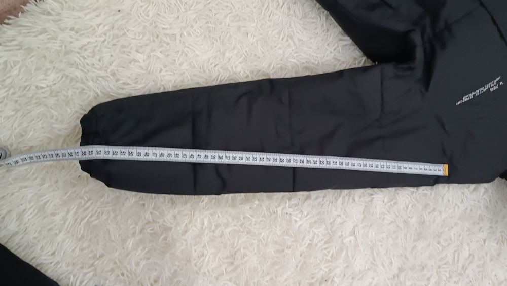 Продам женскую курточку