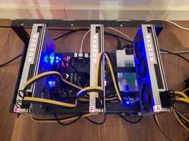 Mining rig com 3 Radeon VII - 303 MHs ETC / 592 MHs ERG