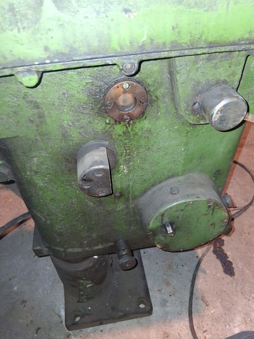 Wiertaka stołowa SW-20