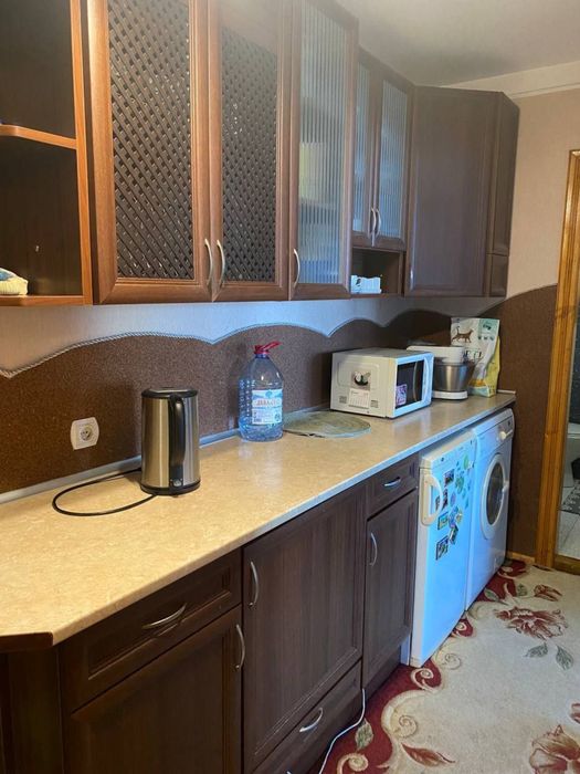 Продаж 2 кім. квартири цегляний будинок вул. Миколайчука