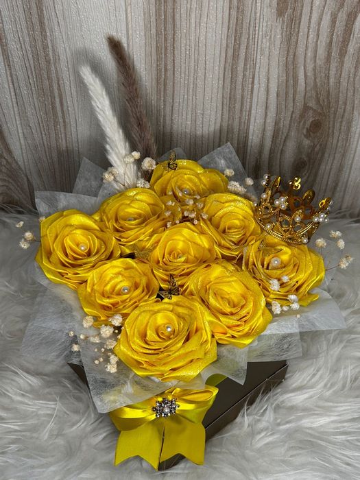 Buquê artesanal em fita de cetim