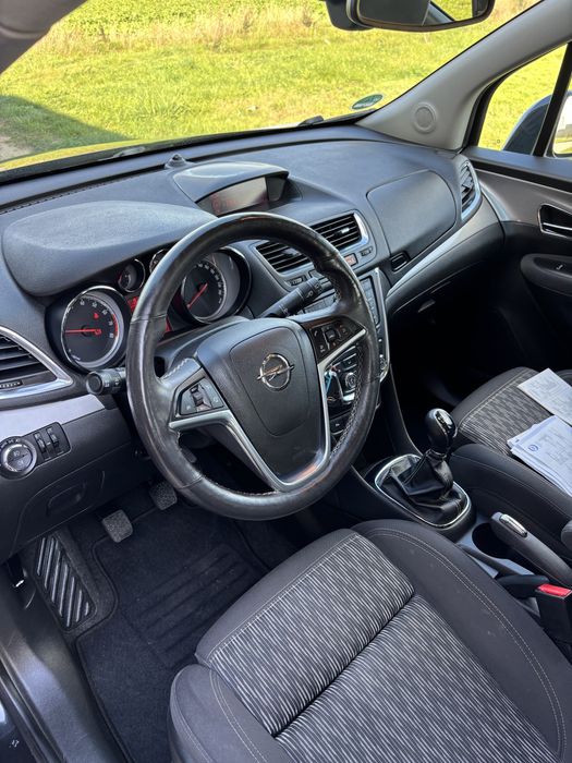 Opel Mokka 140ps 4x4 Sportowe fotele Hak PDC Grzana kierownica