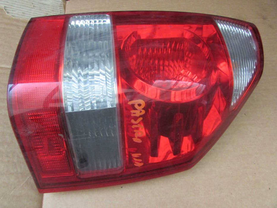 mitsubishi pajero iii 03-06 lampa tyl prawa montero klapa tyl szyba