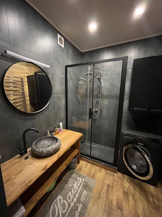 Продаж стильної 3 км квартири з ремонтом