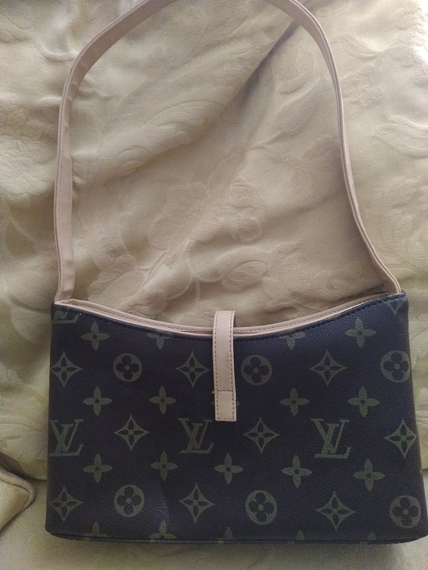 Mala de ombro Louis Vuitton