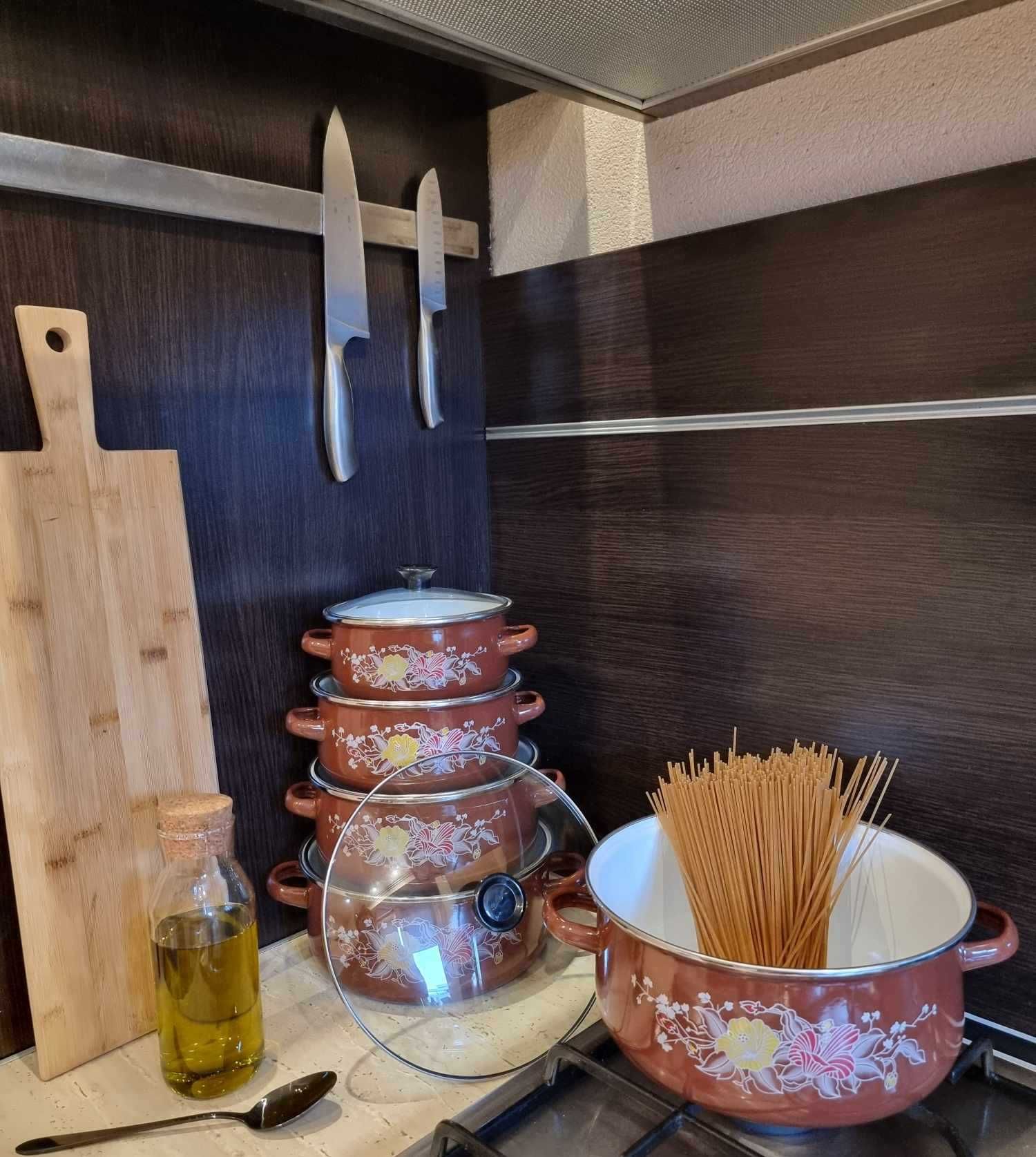 Nowe garnki emaliowe