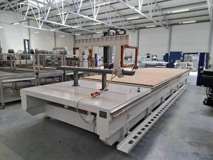 Ploter frezujący POLSKA GRUPA CNC 2060 5X ATC