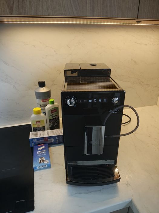 Ekspres do kawy MELITTA Latticia OT F30 0-100 Czarny na gwarancji