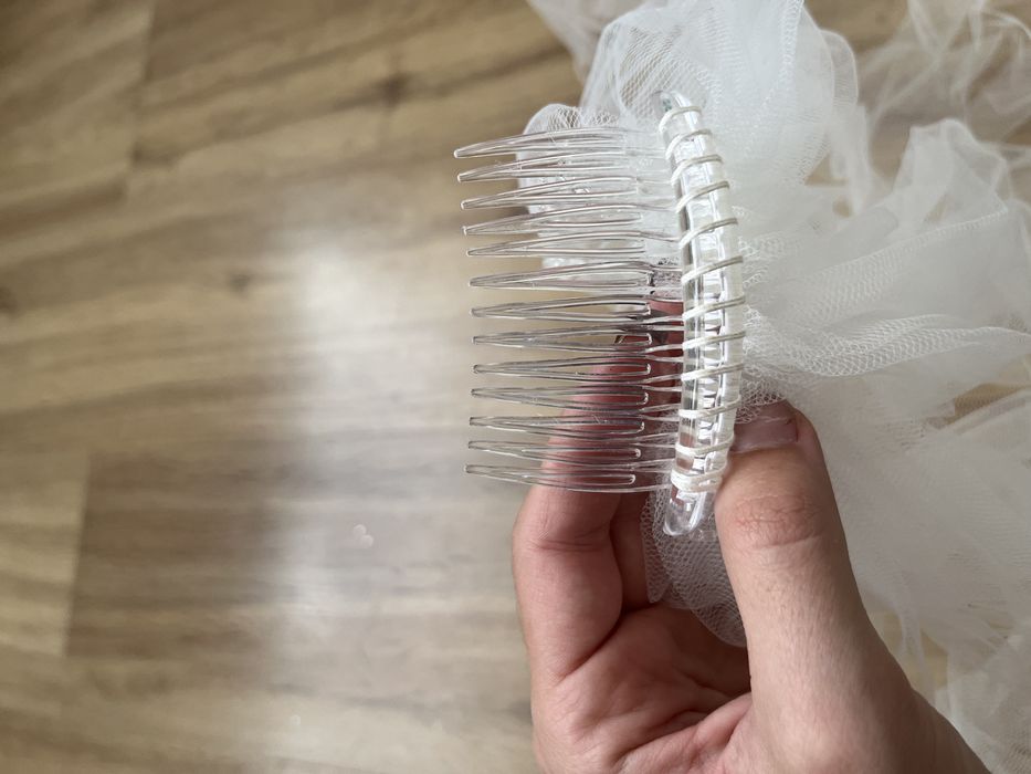 Welon ślubny krótki