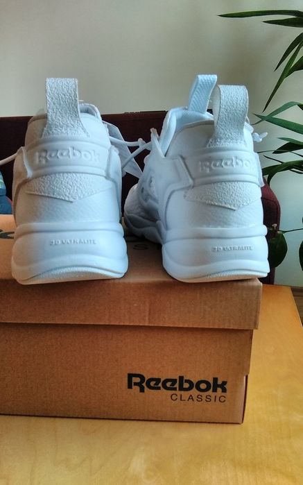 NOWE buty Reebok Furylite roz. EUR 37,5 (24 cm), US6, uk5 BIAŁE