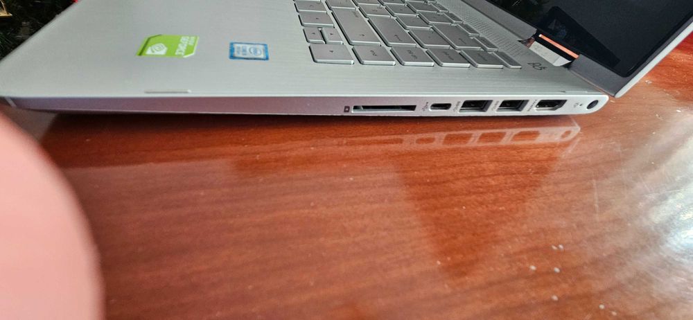 HP Pavilion X360 14"Tactil/i5-8250U