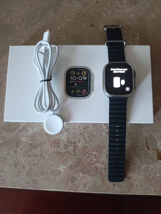Applle Watch Ultra 2. O relógio está como novo.