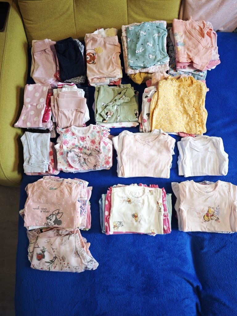 Zestaw ubranek dla niemowlaka rozmiar od 50 do 62 łącznie 152szt