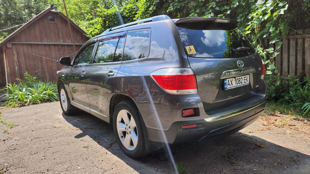 Toyota Highlander 2011
